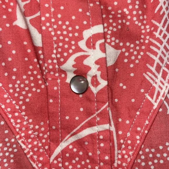 Outback Trading Co. NWT Chelsea Shirt- Floral Print with pearl snaps sz XL - Picture 3 of 11